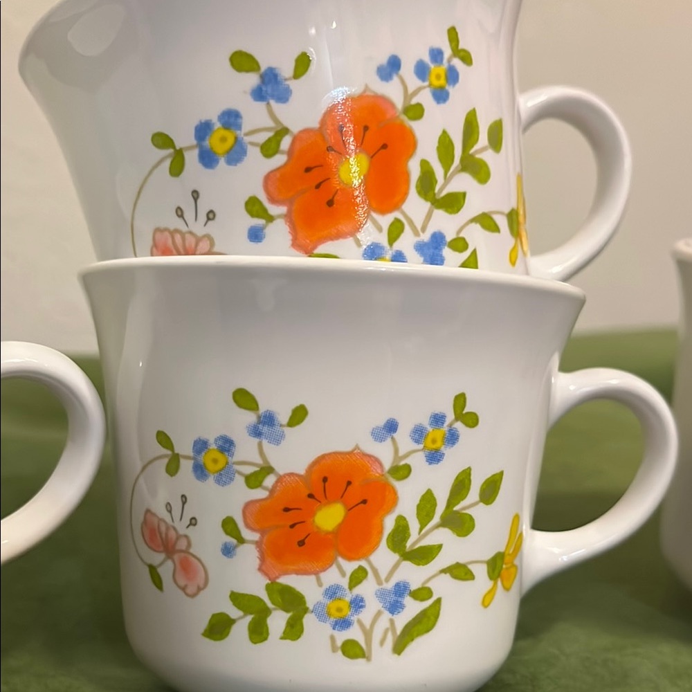 Vintage Floral Corelle Corning Wear Mugs - Picture 9 of 16